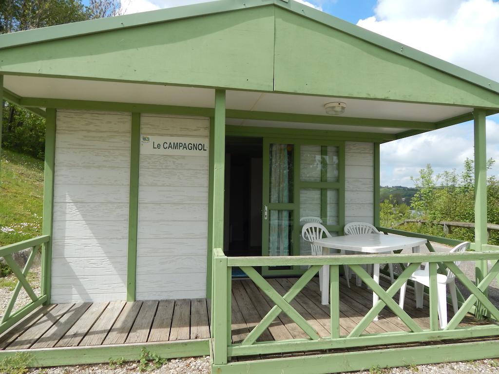 Camping Du Moulin Hotel Meyrieu-les-Etangs Habitación foto